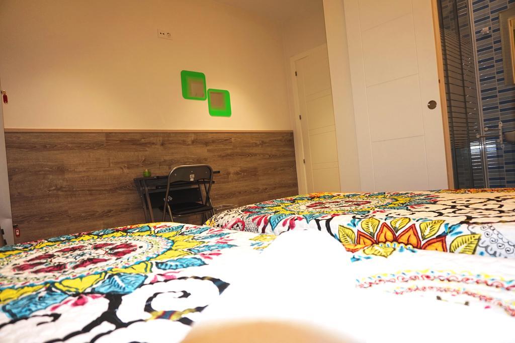 Muchomadrid Hostel Room photo